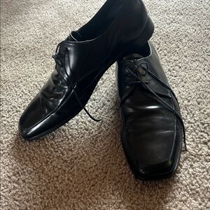 Prada Black Leather Men’s Lace-Up Dress Shoes size 10